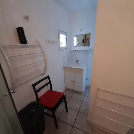 Maisonnee Avec Appartement *